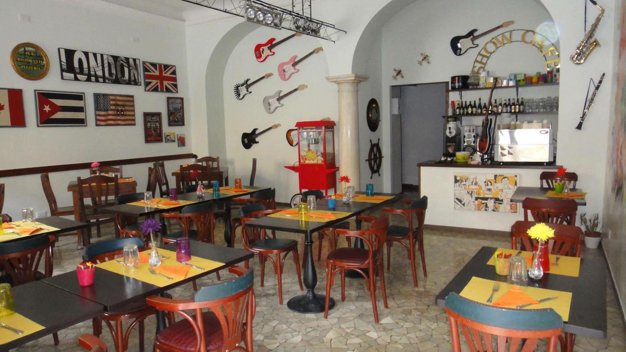 Antica Locanda Cavallino Bianco Черветери Екстериор снимка